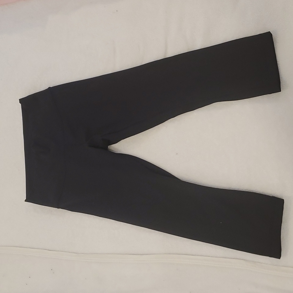 Lululemon Wunder Under High Rise 25 inch full on luxtreme black size 8